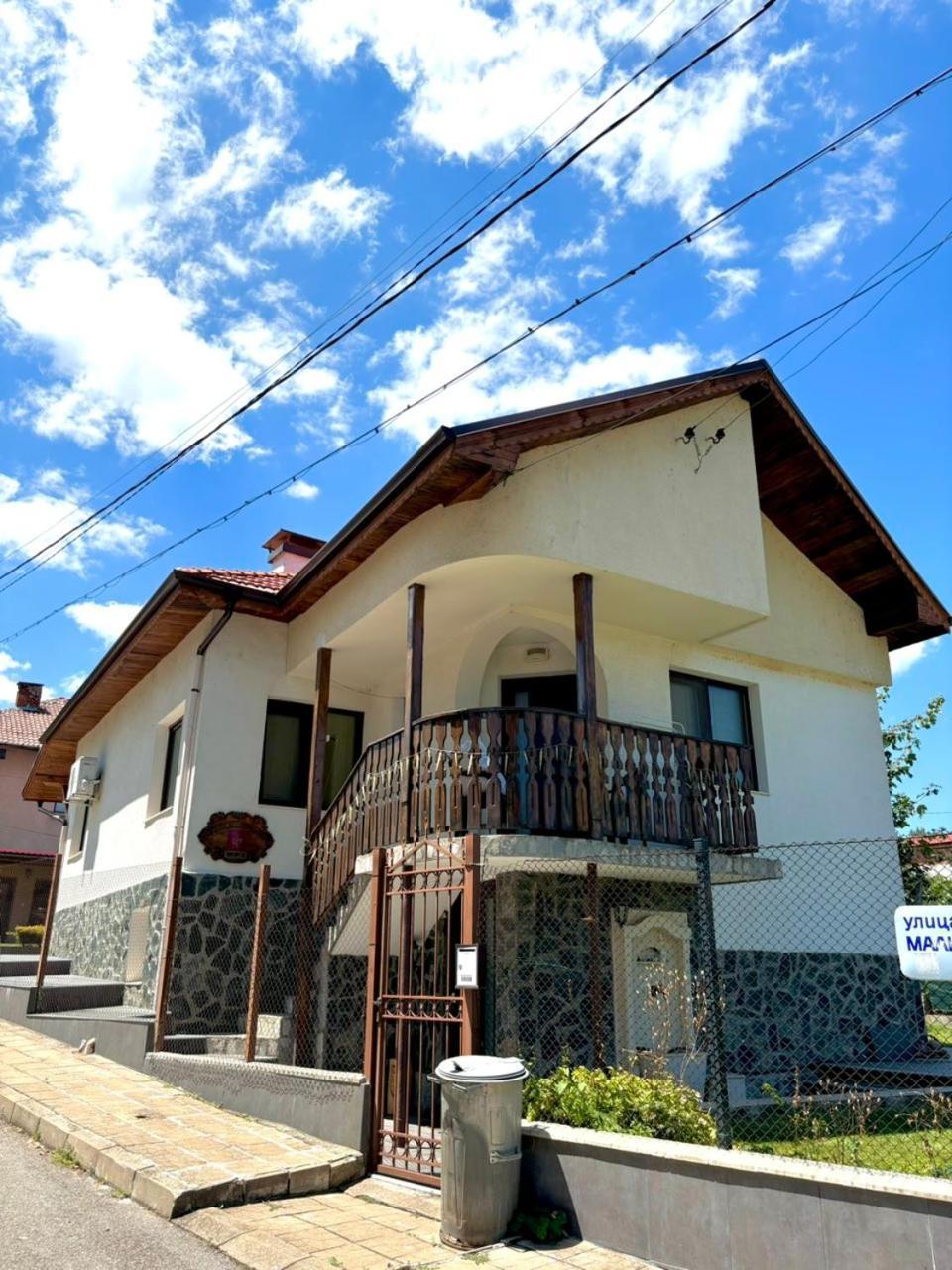 The House Of Petar Levski Berkovitsa Exterior photo