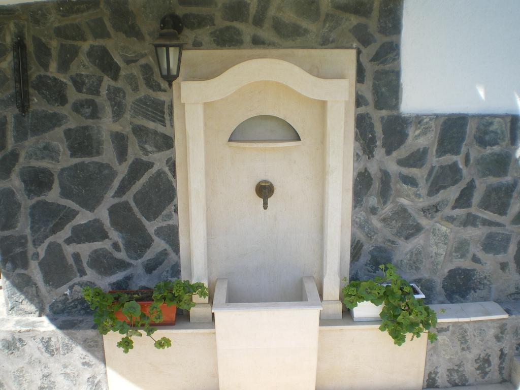 The House Of Petar Levski Berkovitsa Exterior photo